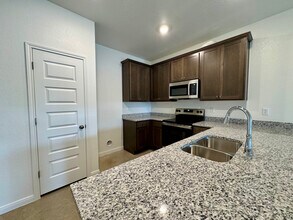 914 Switchgrass Dr in Killeen, TX - Building Photo - Building Photo