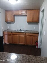 2755 Sunny Acres Dr N in Jacksonville, FL - Building Photo - Building Photo