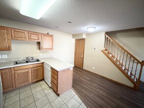 2158 Charismatic Dr in Shakopee, MN - Building Photo - Building Photo