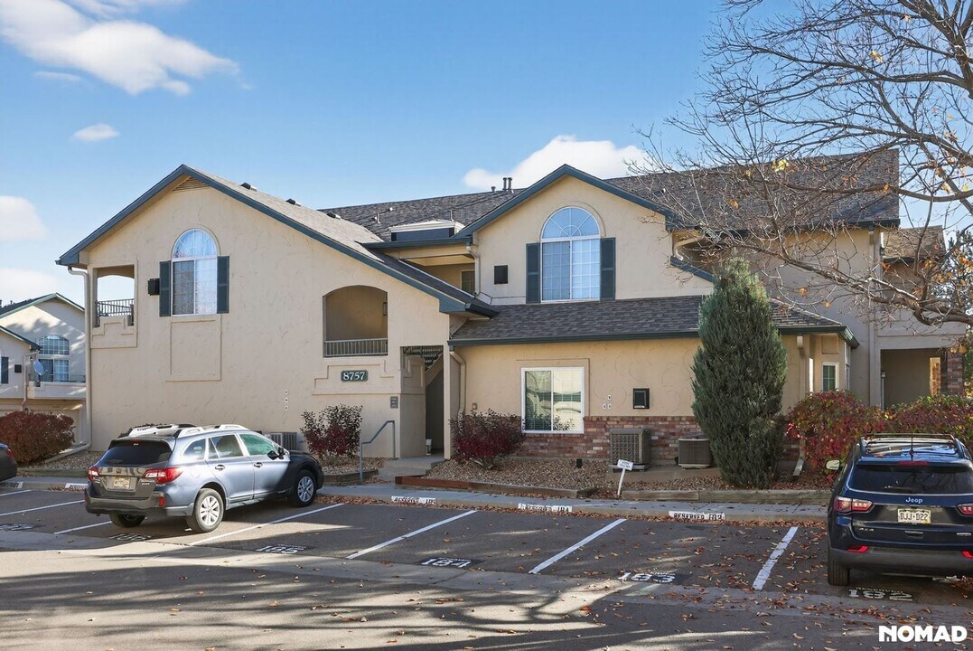 8757 E Dry Creek Rd in Centennial, CO - Building Photo