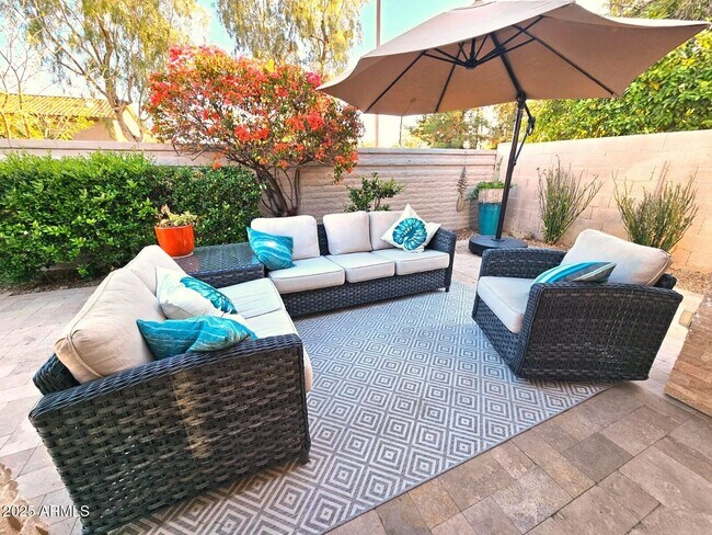 property at 9763 E Dreyfus Ave