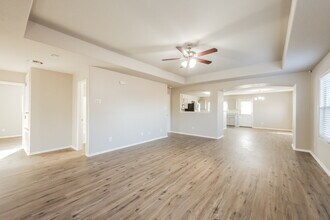 8634 Laguna Rio in San Antonio, TX - Building Photo - Building Photo