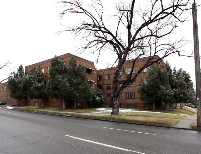 Don Edward Apartments in Denver, CO - Building Photo - Building Photo