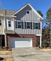 3217 Glenn Hope Wy in Matthews, NC - Building Photo