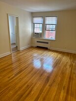 29 Concord Ave, Unit 505 in Cambridge, MA - Building Photo