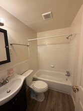 7301 Calder Dr in Capitol Heights, MD - Foto de edificio - Building Photo