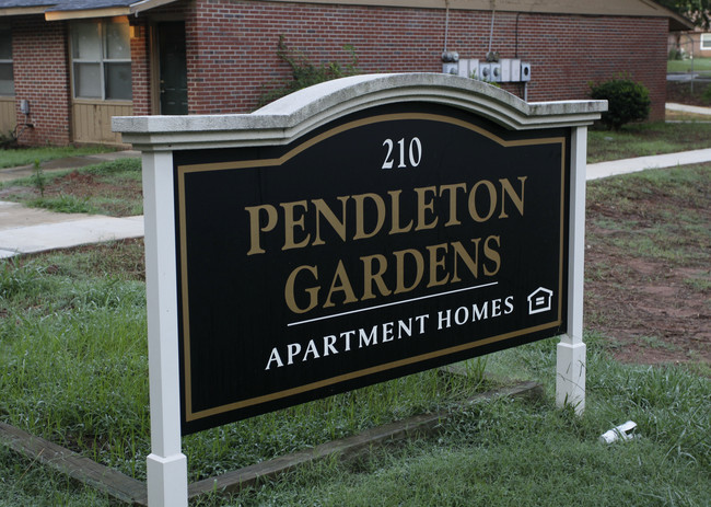 Pendleton Gardens in Pendleton, SC - Building Photo - Building Photo