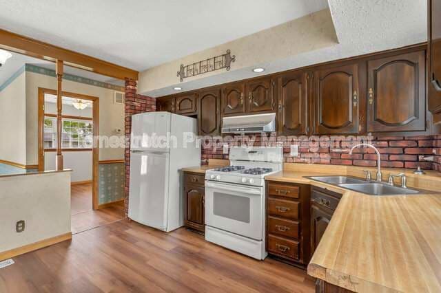 10527 Prestwick Dr in St. Louis, MO - Building Photo - Building Photo