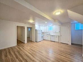 300 S Franklin Ave in Wenatchee, WA - Building Photo - Building Photo