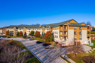 The Lodge in Waukesha, WI - Building Photo - Building Photo