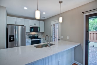 617 13th Ave S in Surfside Beach, SC - Building Photo - Building Photo