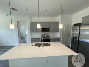 4534 Amari Rd in North Port, FL - Building Photo - Building Photo