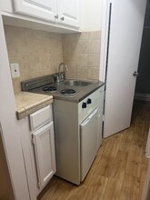 13606 Cerise Ave in Hawthorne, CA - Building Photo - Building Photo