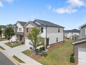 1510 Lyon Wy Dr in Lawrenceville, GA - Building Photo - Building Photo