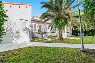 36 Phoenetia Ave in Coral Gables, FL - Building Photo - Building Photo