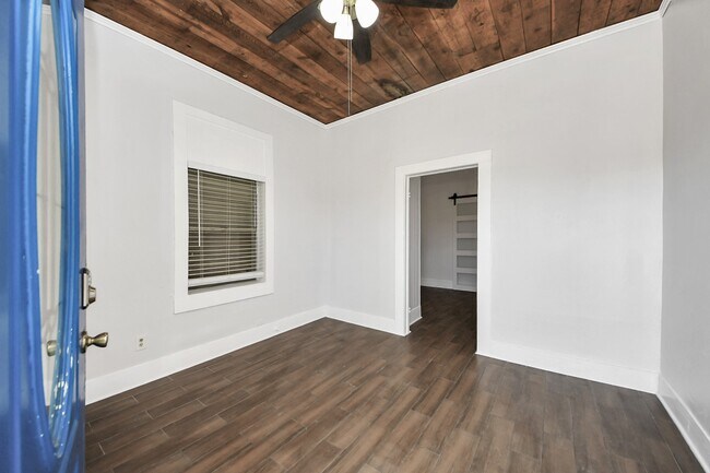 property at 1213 28th St