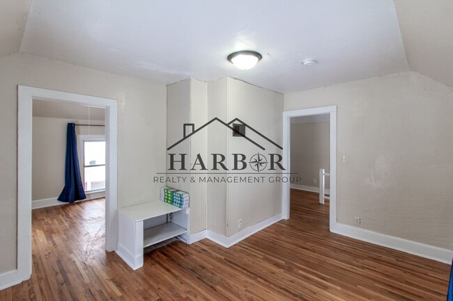 property at 1111 2nd Ave NW
