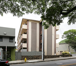 60 S School St in Honolulu, HI - Building Photo - Building Photo