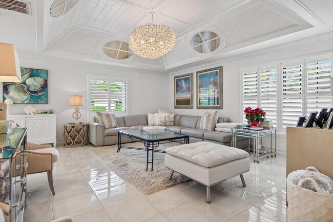 11340 Briarwood Pl in North Palm Beach, FL - Foto de edificio - Building Photo