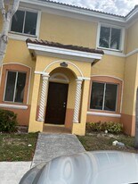 2819 SE 15th Rd in Homestead, FL - Building Photo