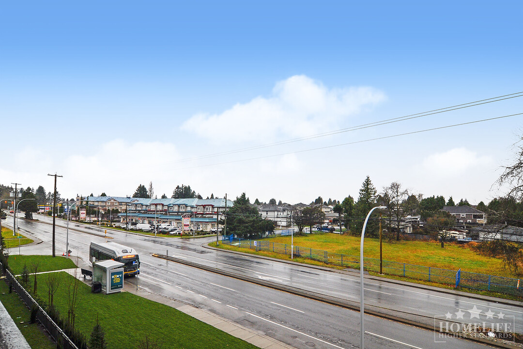 13628-1381A 81a Ave in Surrey, BC - Building Photo