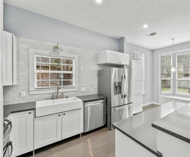 property at 35 Sweetdream Pl