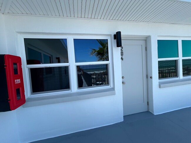 1740 Ocean Shore Blvd