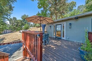 20800 Locust Dr in Los Gatos, CA - Building Photo