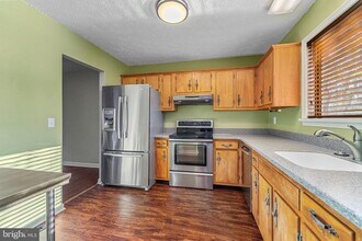 23348 Red Oak Ct in California, MD - Building Photo - Building Photo