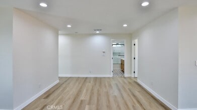 247 S Date St E in Anaheim, CA - Building Photo - Building Photo