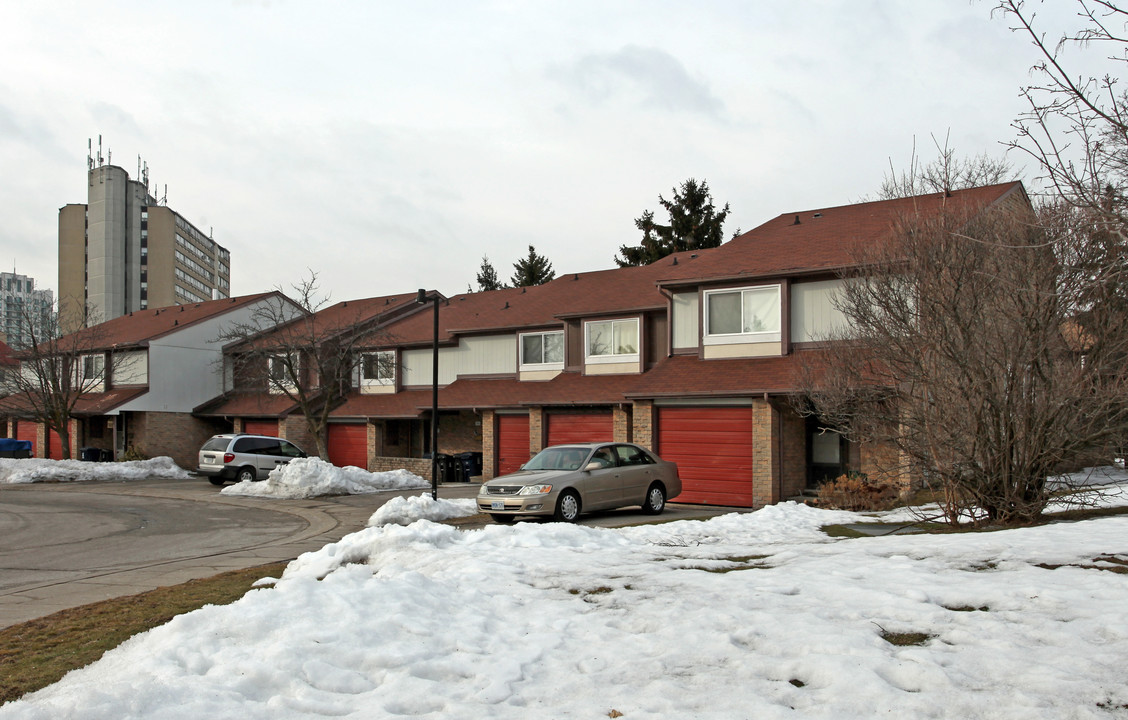 Scarboro Park in Toronto, ON - Building Photo