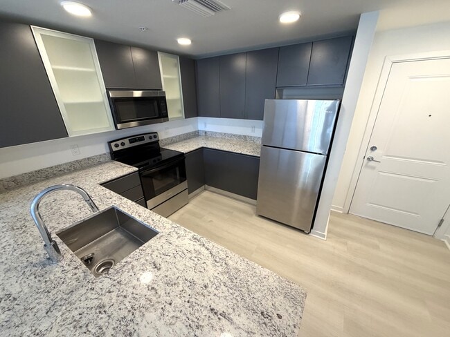 5587 Millenia Blvd in Orlando, FL - Building Photo - Building Photo