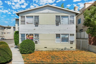 14825 Magnolia Blvd in Sherman Oaks, CA - Building Photo - Building Photo