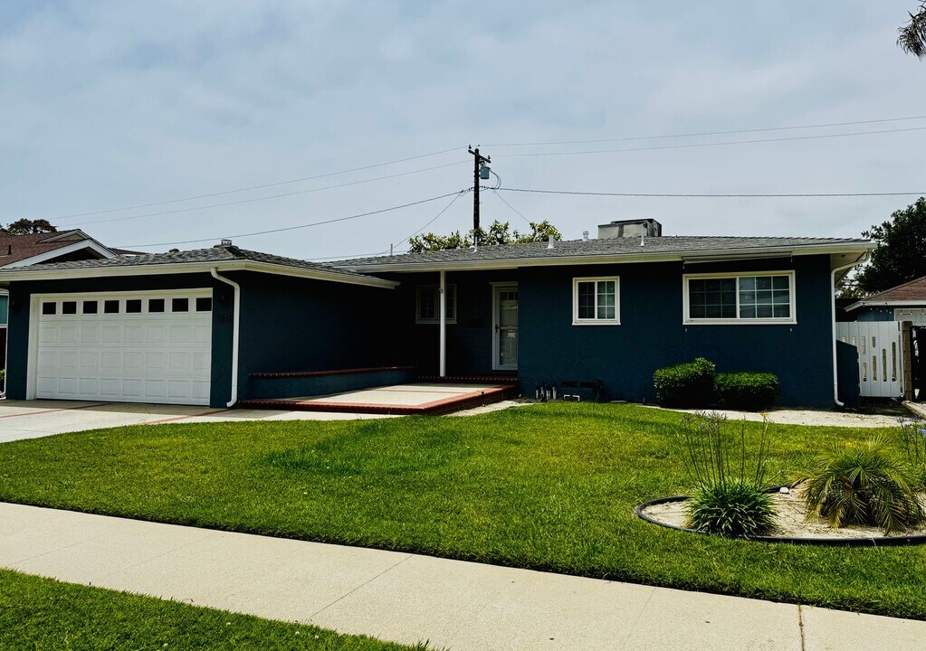 1841 Fanwood Ave in Long Beach, CA - Building Photo