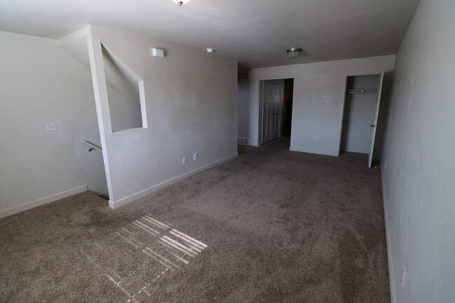 209 N 680 E in Vineyard, UT - Building Photo - Building Photo