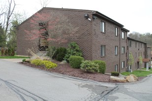 Crescent Hills Manor Apartments