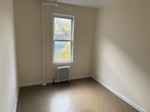 25 Van Cortlandt Park Ave in Yonkers, NY - Building Photo - Building Photo