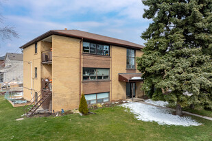 36 Wolfe Av in Toronto, ON - Building Photo