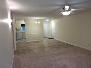 5082 Flint Ridge Pl, Unit 5082 in Raleigh, NC - Foto de edificio - Building Photo