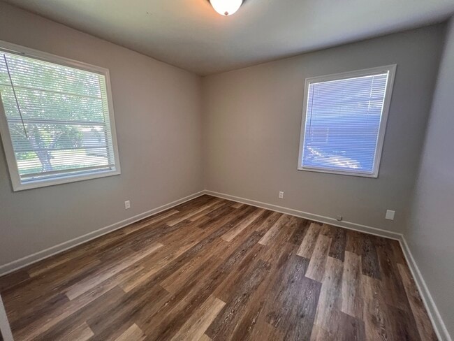5605 Mahalia Dr in Jacksonville, FL - Building Photo - Building Photo