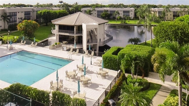 788 Park Shore Dr in Naples, FL - Building Photo - Building Photo