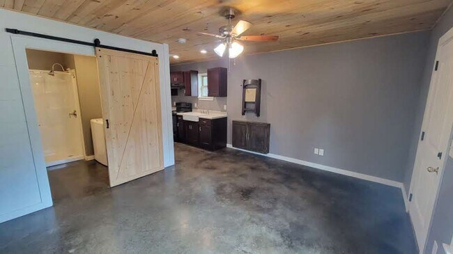 695 S 17th St in Batesville, AR - Building Photo - Building Photo