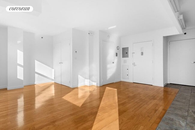 510 Flatbush Ave in Brooklyn, NY - Foto de edificio - Building Photo