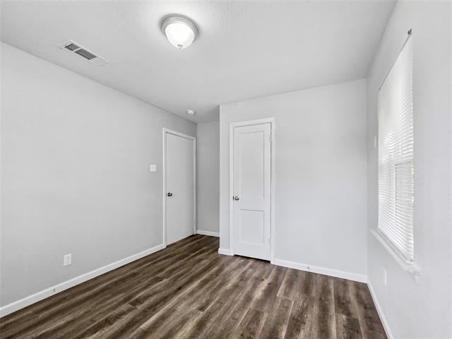 2035 San Francisco Dr in Dallas, TX - Foto de edificio - Building Photo