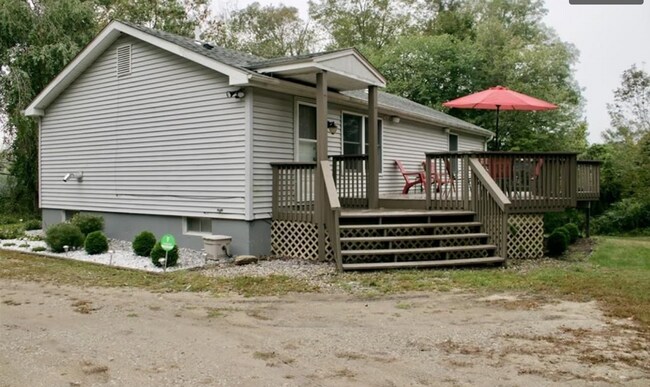 1146 Stafford Rd in Storrs Mansfield, CT - Building Photo - Building Photo