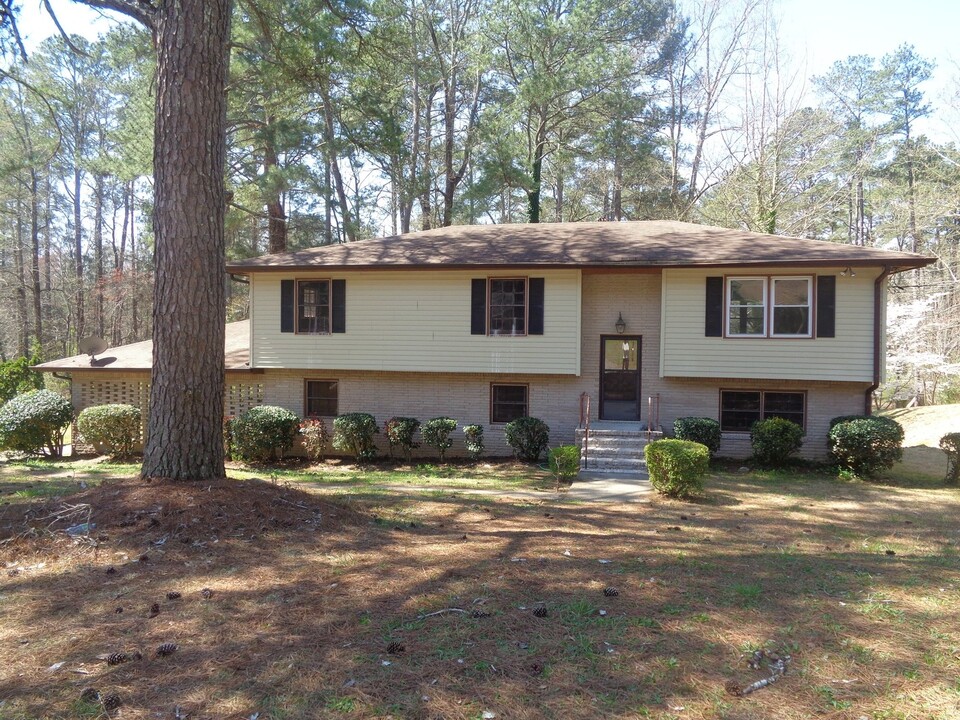 1445 Austin Rd SW in Atlanta, GA - Building Photo