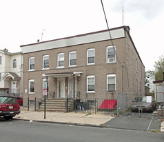 550-552 Livingston St Apartments