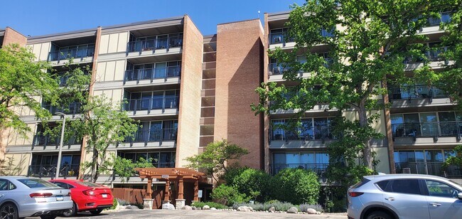 property at 5950 Oakwood Dr