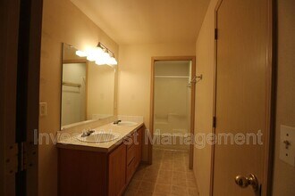 1830 SE 11th Ave in Camas, WA - Building Photo - Building Photo