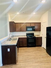 936 E Bunting St in Fayetteville, AR - Building Photo - Building Photo